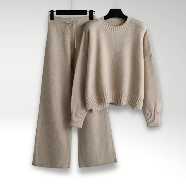 OHMIQUE | Elegant Knit Duo