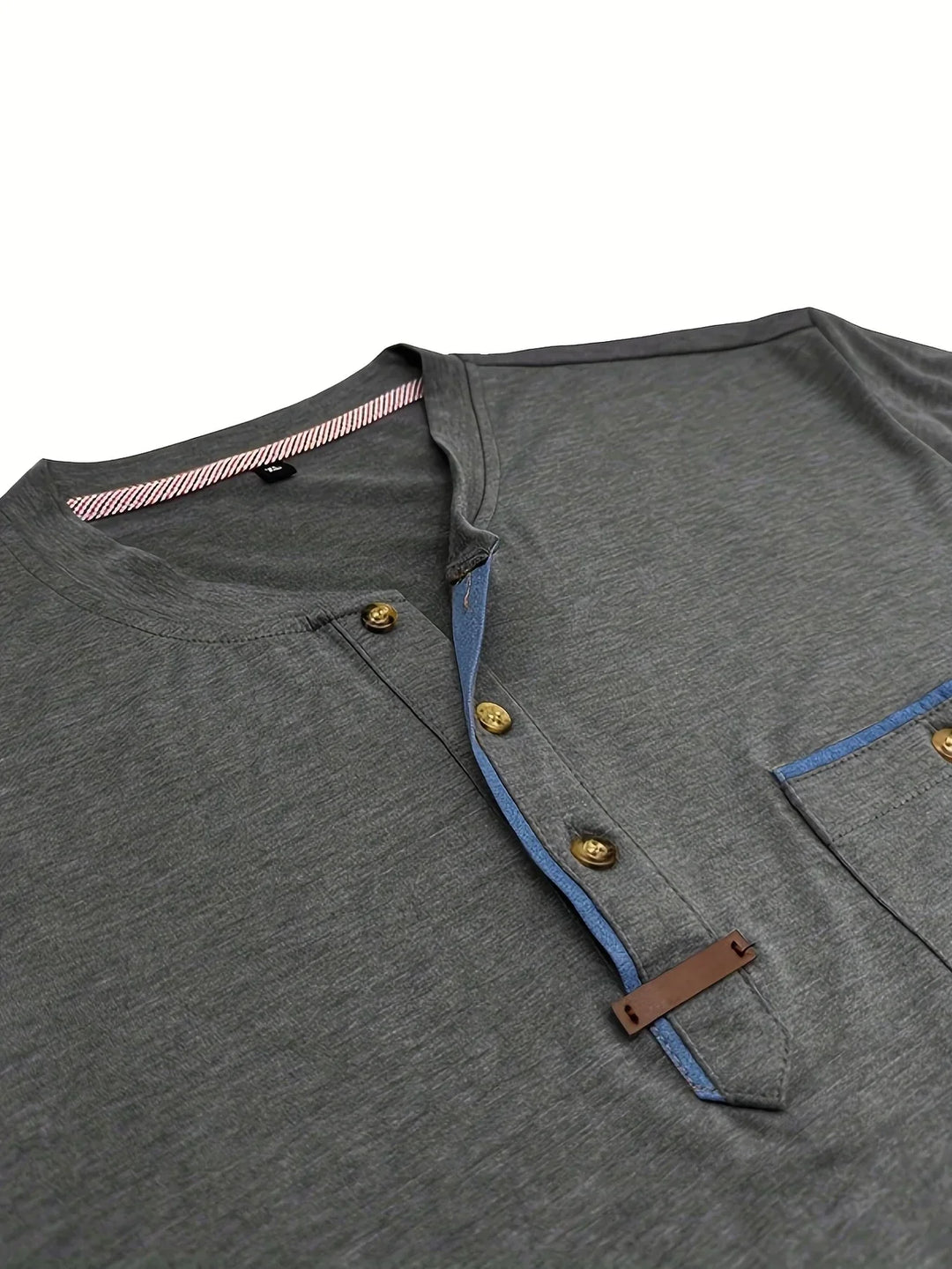 OHMIQUE | T-shirt col rond élégant avec poche